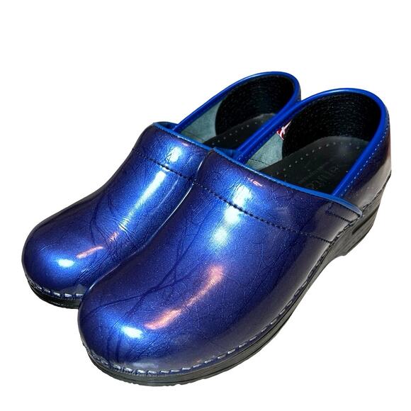 Sanita Women’s Izabella Professional Clogs Blue Size 6.5 (37) - Picture 1 of 8